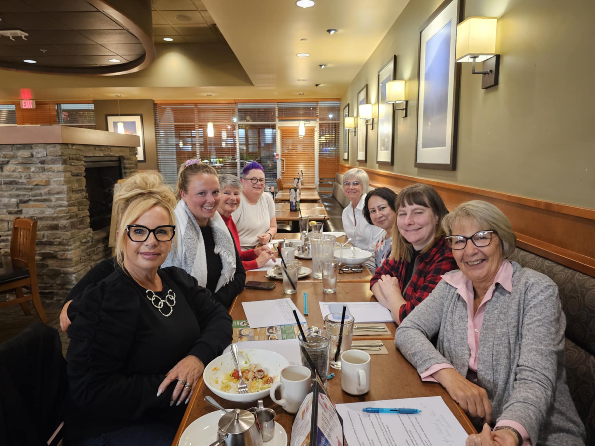 Surrey chapter networking meeting, women in business